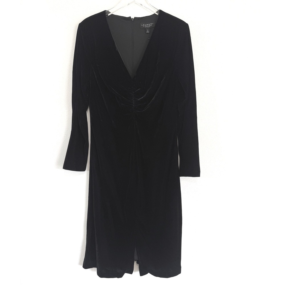 Laundry by Shelli Segal | Black Velvet Long Sleeve Ruched Midi Dress